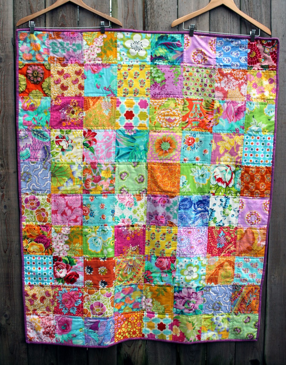 bright simple fussy cut flower quilt