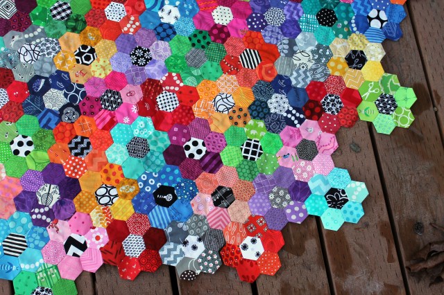 hexagon quilt detail 4 nov 2013