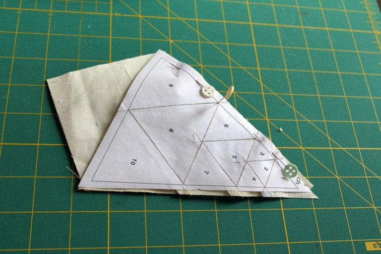 Paper Piecing Monday is back on schedule | WOMBAT QUILTS
