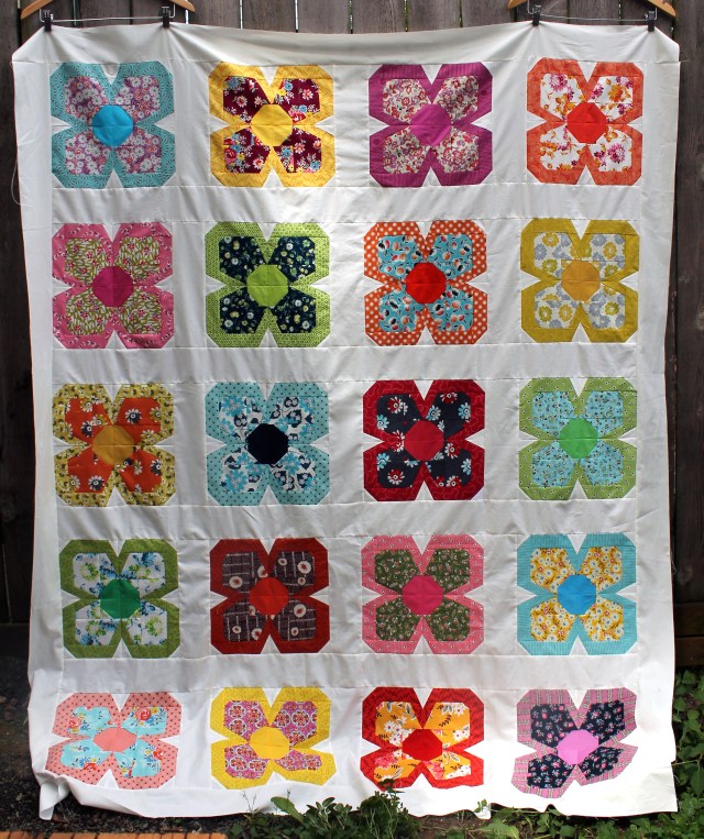zakka flower quilt top