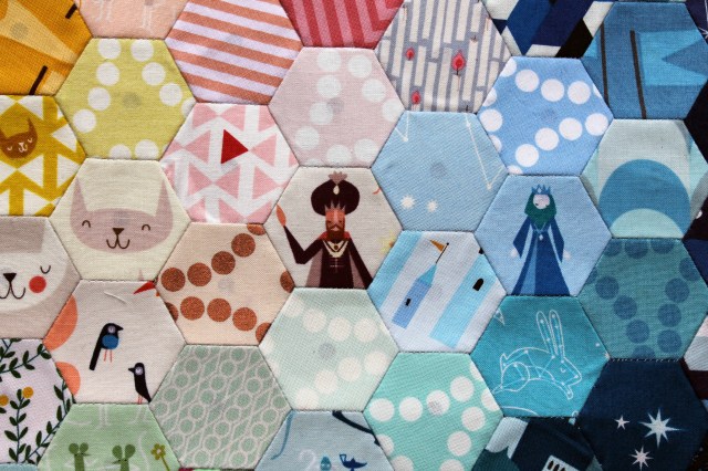 lizzy house hexagon cu