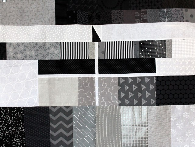WQ grey card quilt