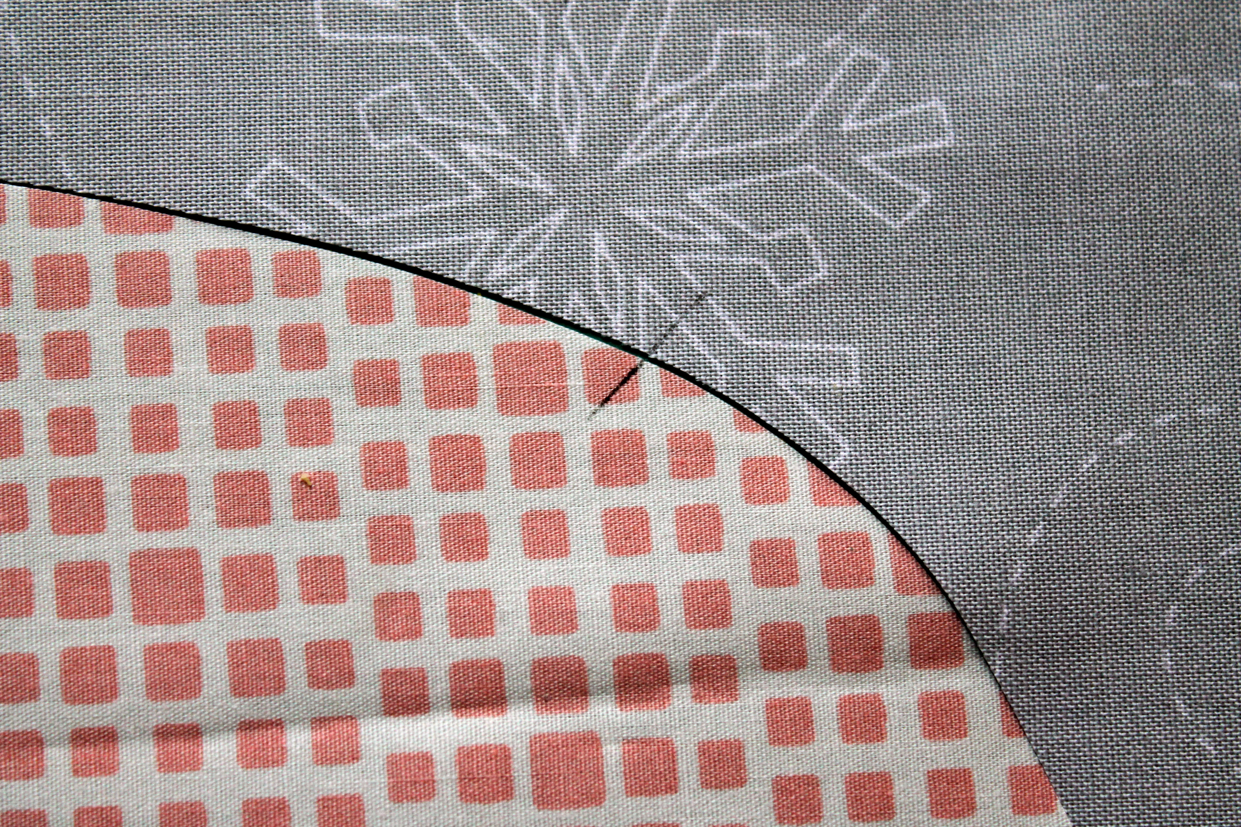 mark center of block