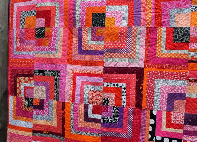 half log cabin quilt detail 3