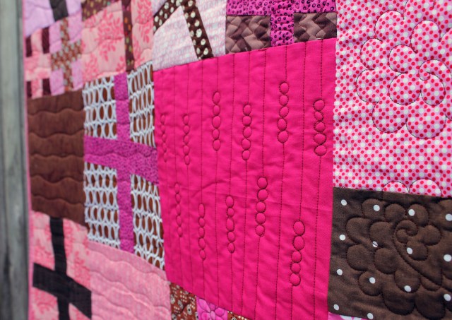 pink cross quilt detail 4